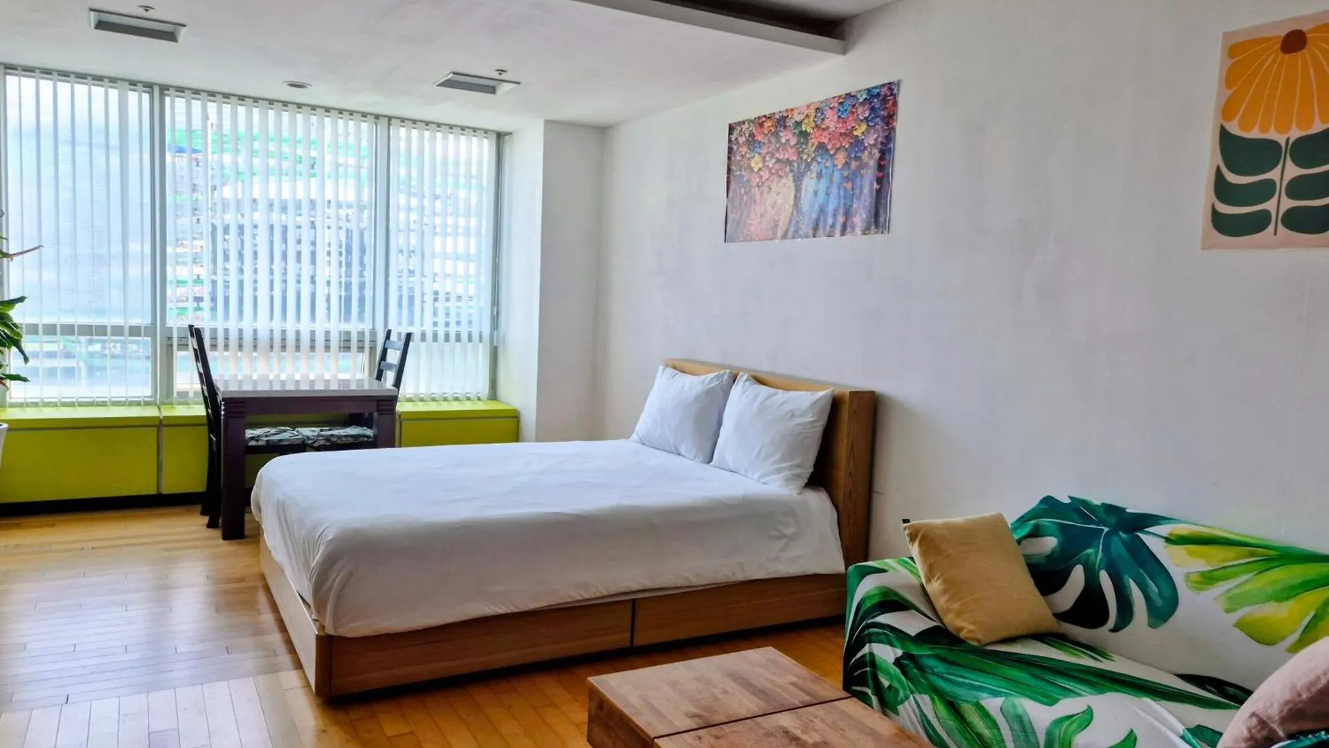 *** Aparthotel Cozy - Bright Studio Incheon South Korea