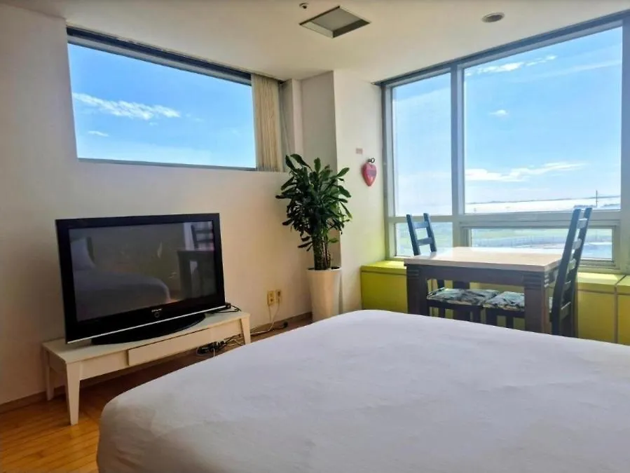Aparthotel Cozy - Bright Studio Incheon